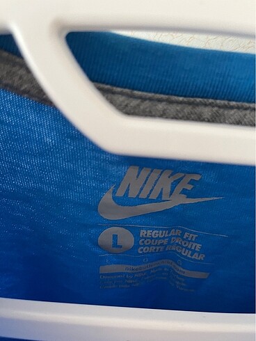 l Beden Nike sweatshirt