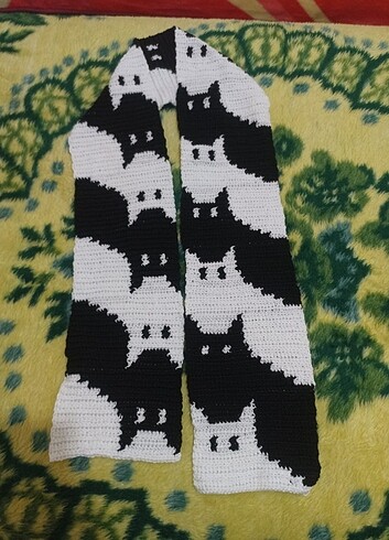 Kedi motifli Pinterest atkı 