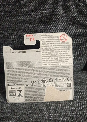 Kartonet hasarlı arka tarafı ikinci resimde.Hot Wheels Beyaz 70' - Görsel 2