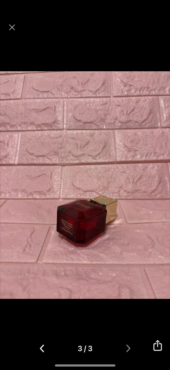 Michael Kors Sexy Ruby Kadın Parfümü - Görsel 2