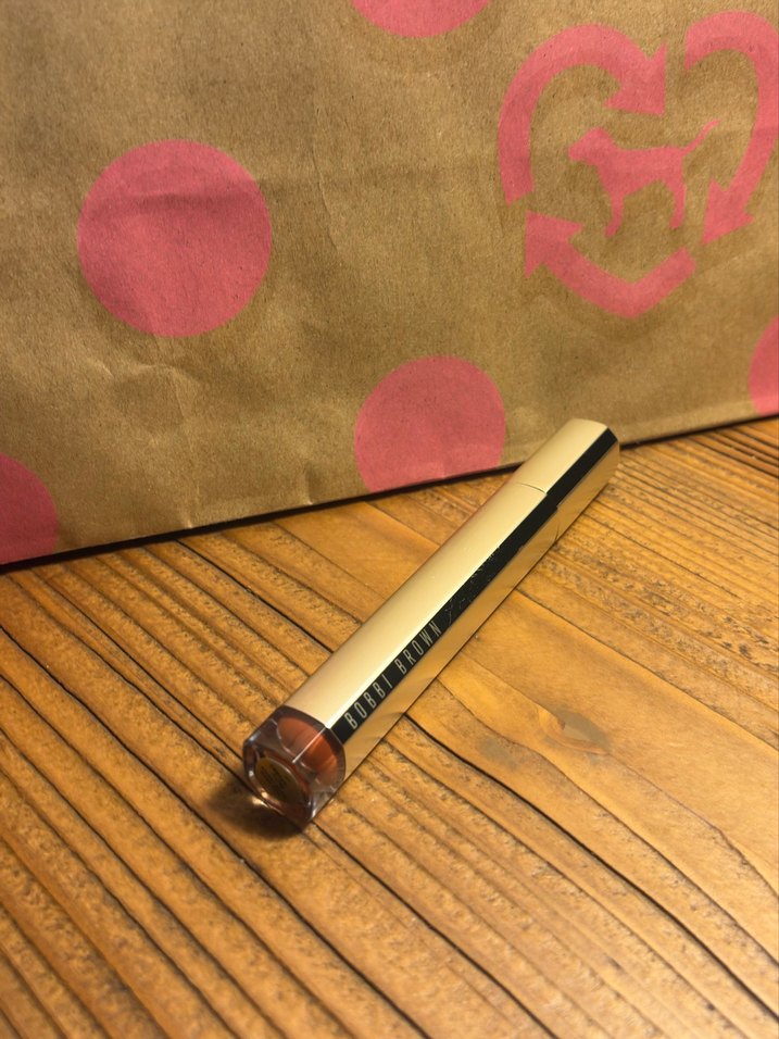 Bobbie Brown Ruj - Görsel 3