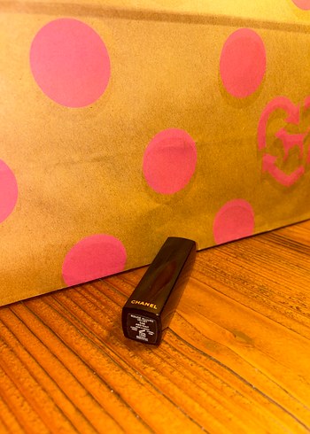 Chanel Parlak Bej Ruj - Görsel 2