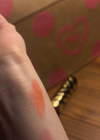 Sisley Renkli Canlı Ruj - Görsel 4