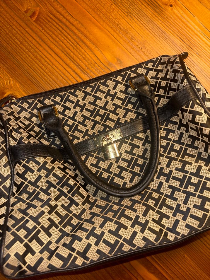 Tommy Hilfiger Çanta - Görsel 2