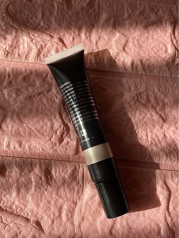 Anastasia Beverly Hills Anastasia Beverly Hills Aydınlatıcı
