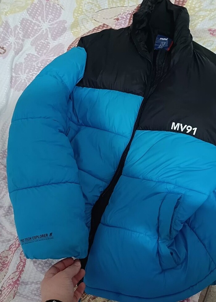 Mavi şişme mont - Görsel 2