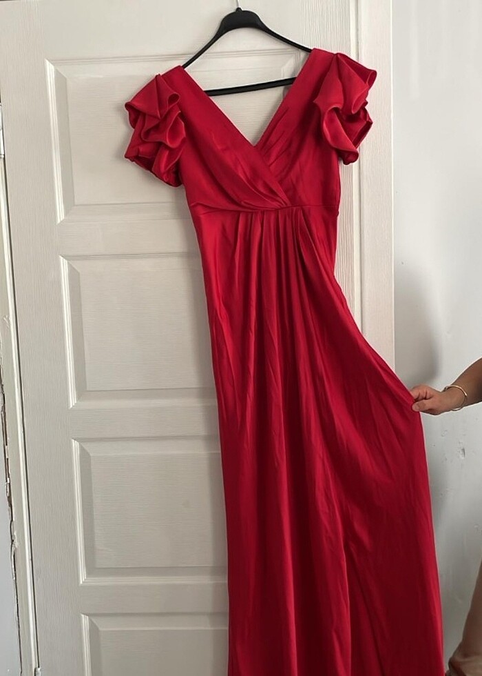 Kırmızı saten abiye - Görsel 3