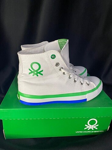 Benetton Converse