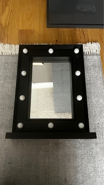 Led ışıklı makyaj aynası