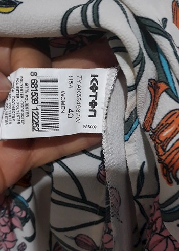 l Beden çeşitli Renk Çiçek Desenli Kısa Kollu Bluz