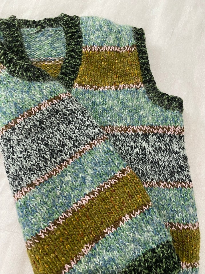 Kadın Çok Renkli V Yaka Triko Süveter - Görsel 5