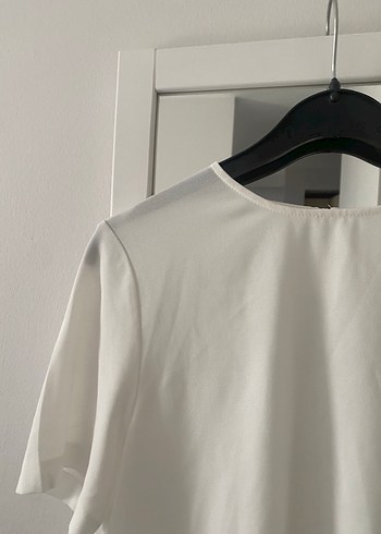 Kadın Beyaz Kısa Kollu Pilili Bluz - Görsel 2