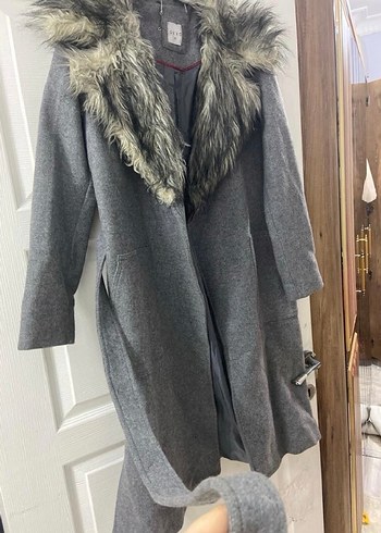 Gri Uzun Kadın Kaban, Kürk Detaylı - Görsel 2