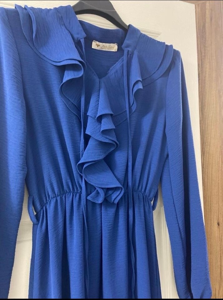 Uzun Kollu Mavi Fırfırlı Uzun Elbise - Görsel 2