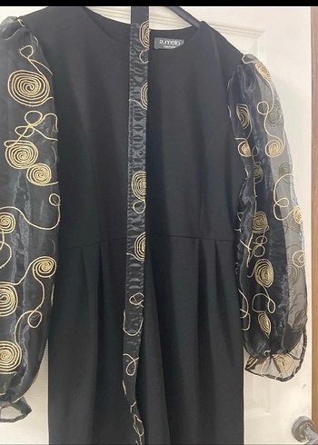 Kemerli Siyah Nakışlı Uzun Elbise - Görsel 2