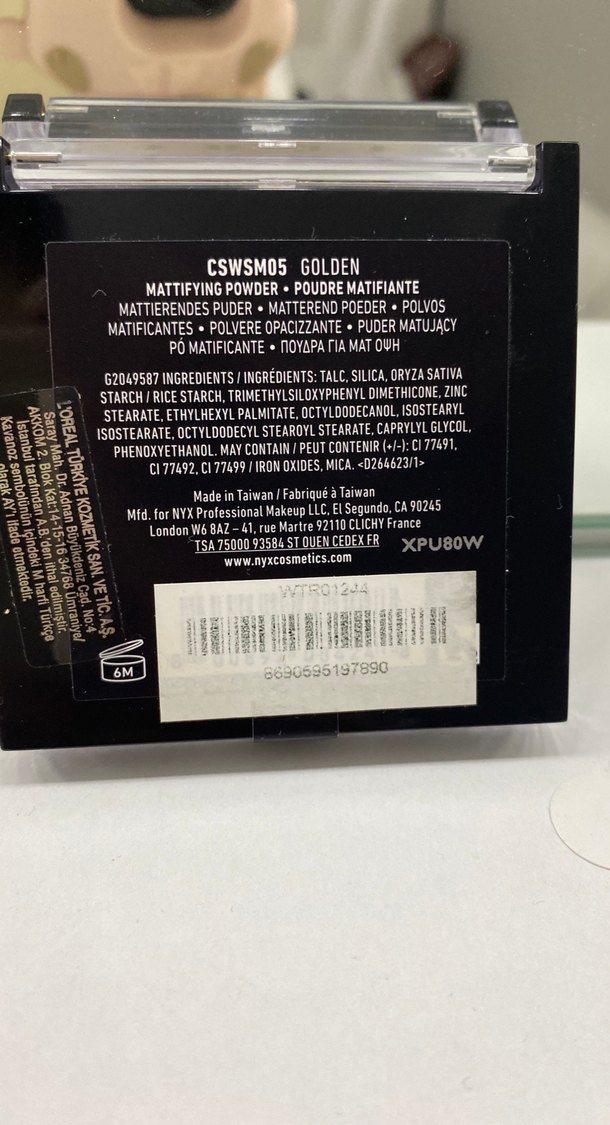 NYX Matlaştırıcı Kapatıcı Pudra - Altın Tonu - Görsel 3