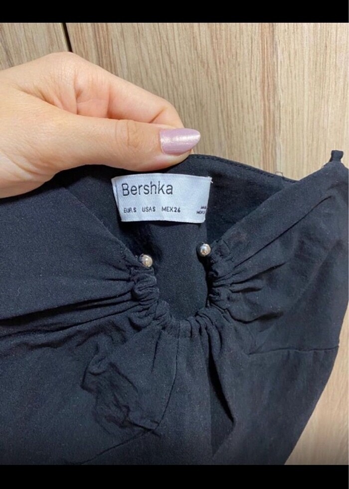 BERSHKA crop - Görsel 2