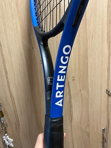  Artengo raket