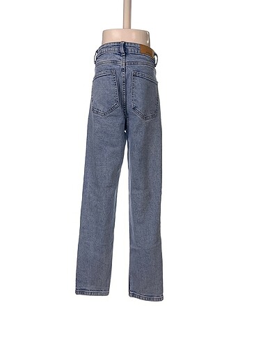 34 Beden Stradivarius Jean / Kot %70 İndirimli.