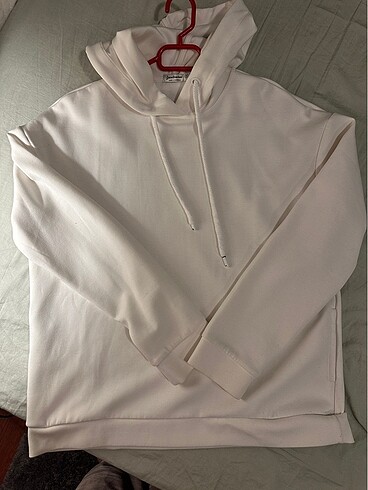Stradivarius Sweatshirt Beyaz Kapüşonlu