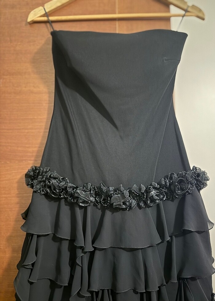 Siyah straplez abiye - Görsel 2