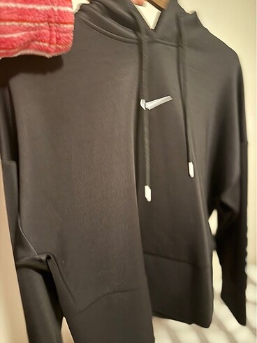 m Beden siyah Renk Nike pro siyah kapüşonlu sweat shirt