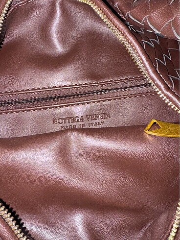 Beden Bottega Veneta model Akalite Koyu Bordo Intrecciato Deri