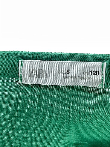 universal Beden yeşil Renk Zara T-shirt %70 İndirimli.