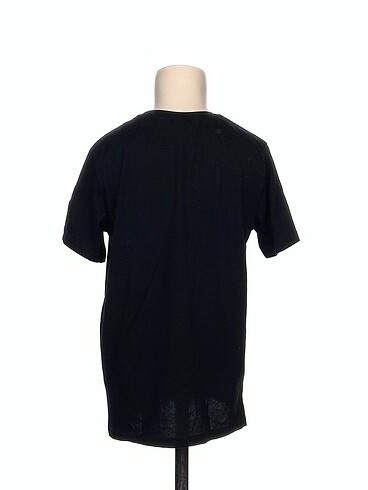 LC Waikiki T-shirt %70 İndirimli. - Görsel 3