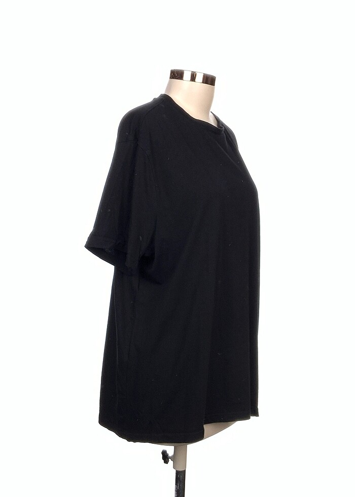 H&M T-shirt %70 İndirimli. - Görsel 2