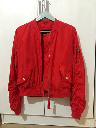 BERSHKA BOMBER CEKET