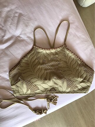 Bikini üstü