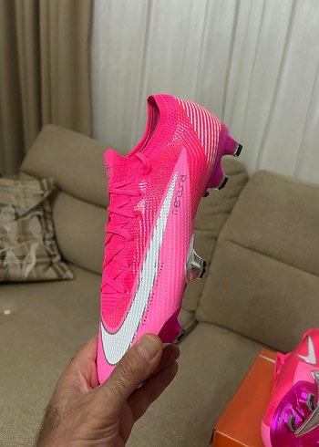 NİKE MERCURİAL PEMBE