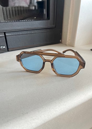 Mavi Camlı Kadın Güneş Gözlüğü - Görsel 4
