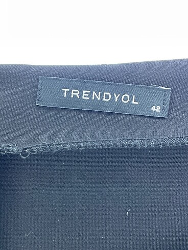42 Beden siyah Renk Trendyol & Milla Kısa Elbise %70 İndirimli.