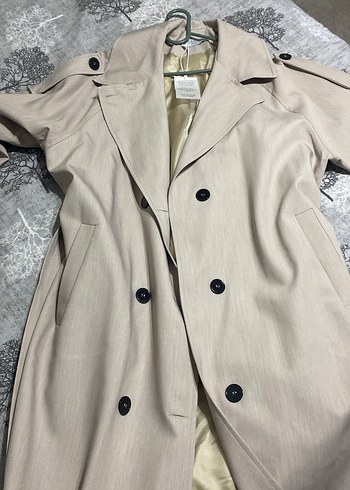 Bej Kuşaklı Kadın Trençkot - Görsel 4