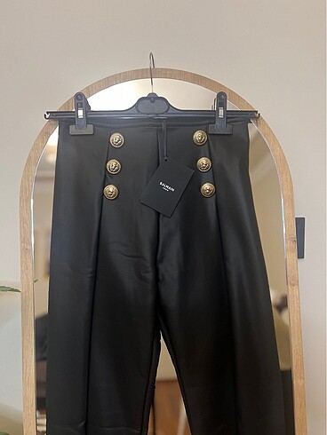 26 Beden siyah Renk Balmain