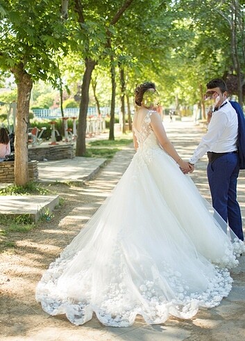 38 Beden Aysira 3 boyutlu gelinlik uçuş uçuş çiçekli 