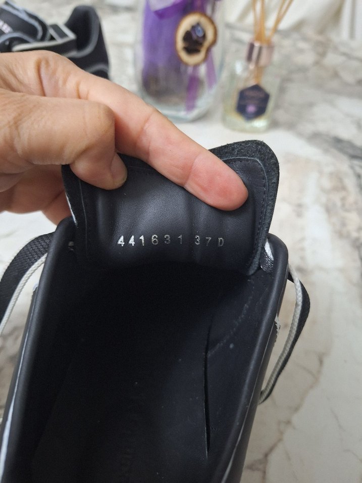 Alexander McQueen Siyah-Beyaz Sneaker — görsel 4/4