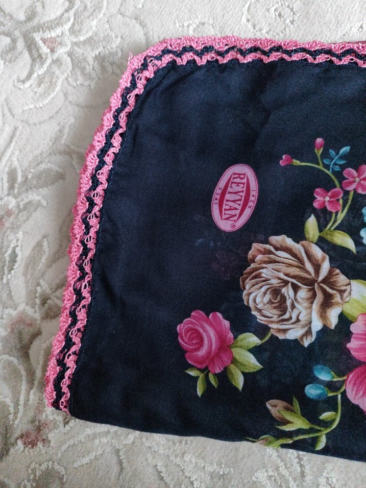 Dantel Detaylı Çok Renkli Bohem Kadın Fuları - Görsel 4