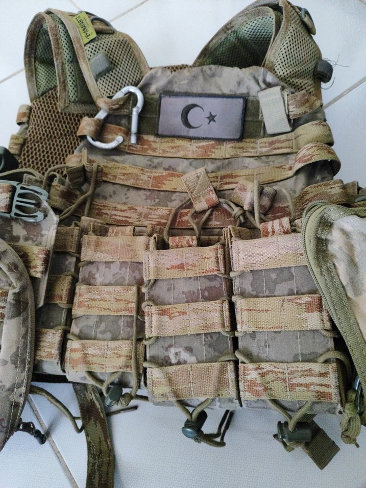 Kamuflaj Desenli Kemerli Erkek Yelek - Görsel 2