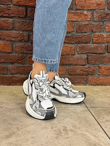 36 Beden beyaz Renk Balenciaga