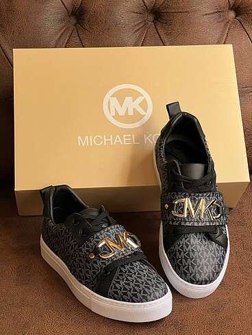 37 Beden Michael Kors