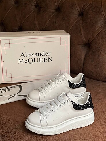 36 Beden Alexander MCQueen