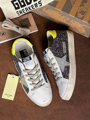 38 Beden beyaz Renk Golden Goose