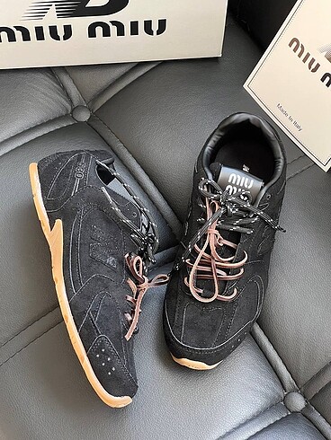 38 Beden siyah Renk New balance Miu miu