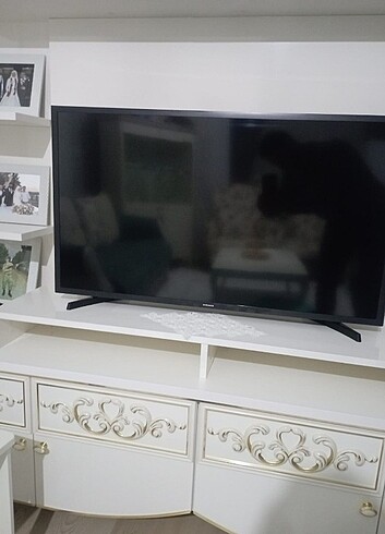 Samsung SAMSUNG 45 İNÇ HD TV Televizyon