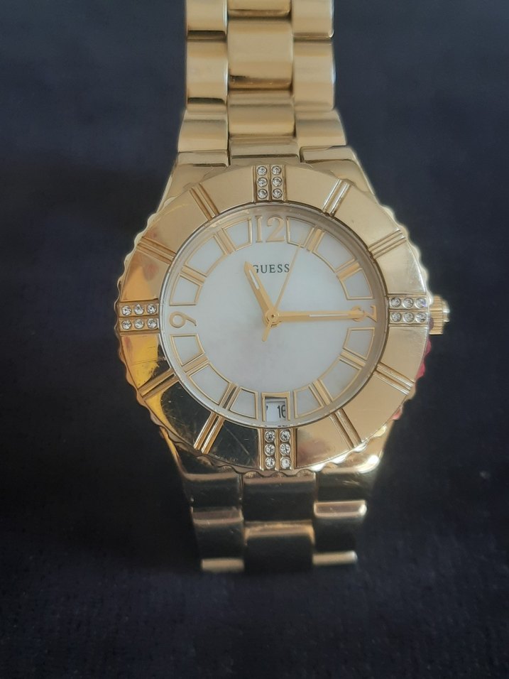 GUESS Altın Renkli Kadın Kol Saati - Görsel 4