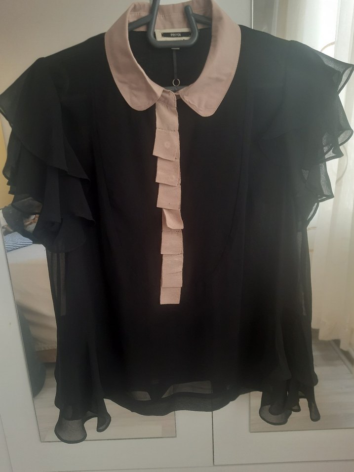 Volanlı, Siyah, Kısa Kollu Kadın Bluz - Görsel 4