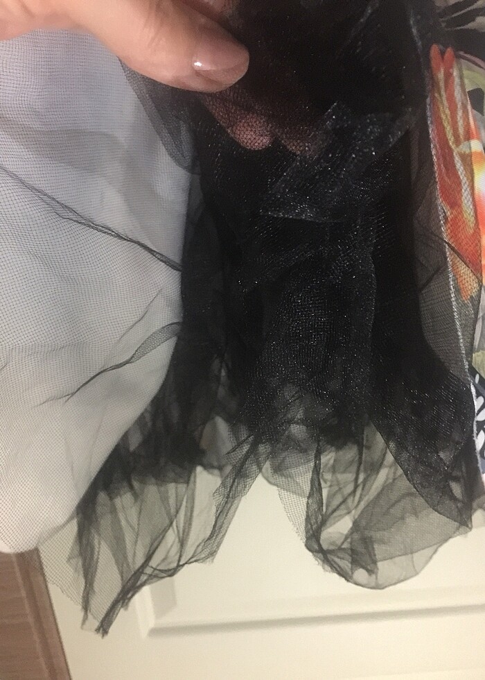 Mezuniyet elbisesi veya şık bir gece için - Görsel 4